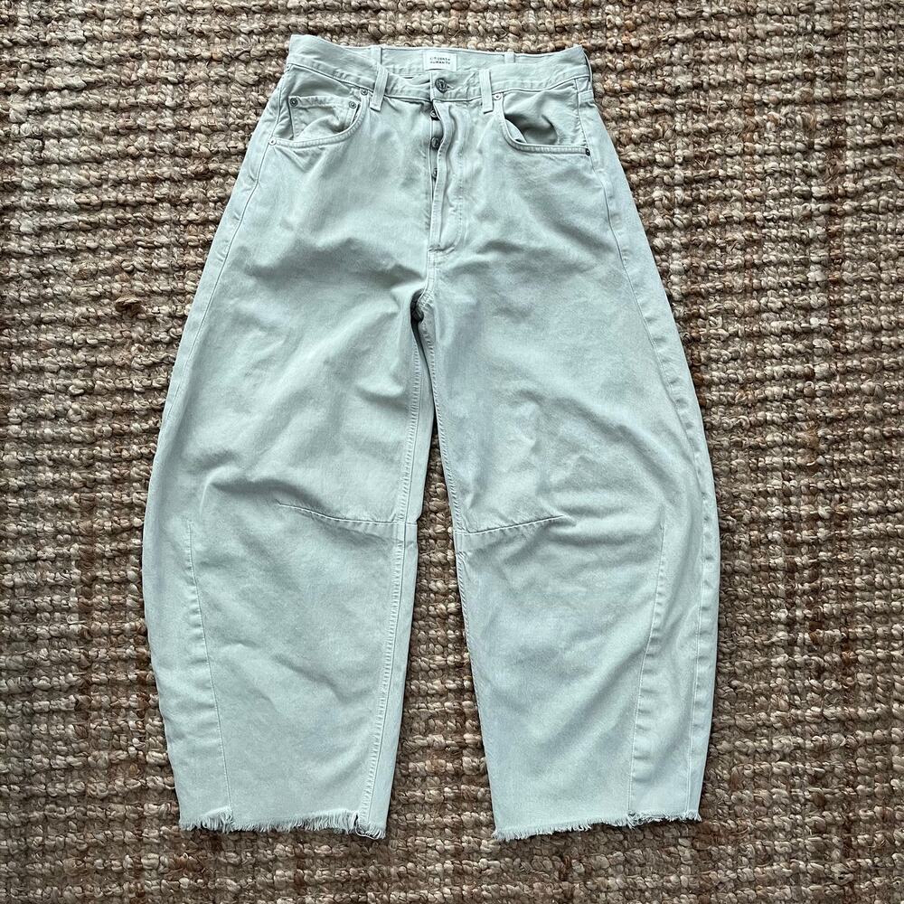 Citizens of Humanity Horseshoe Jeans Light Greenish Gray 29 Barrel Wide Leg EUC